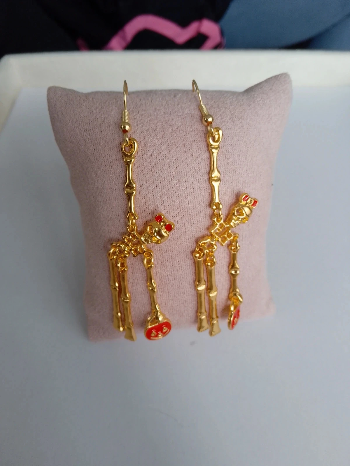 Gouden skelet oorbellen – photo 2
